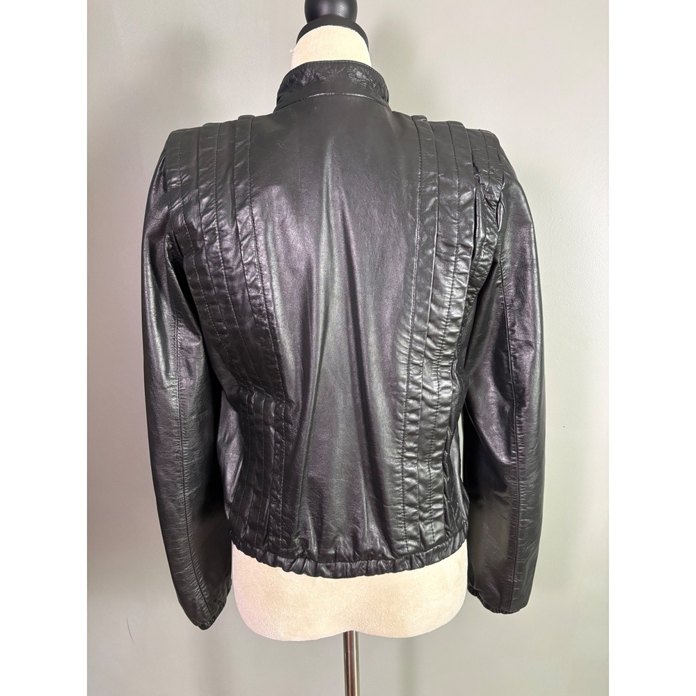 Vintage 80s Leather Bomber Jacket Women XS Black Pleated Moto Biker Powerful Zip - Picture 2 of 10